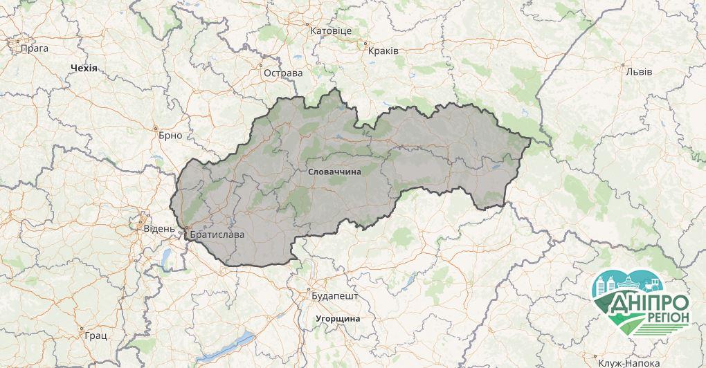 Обговорюйте децентралізацію освіти подорожуючи Словаччиною