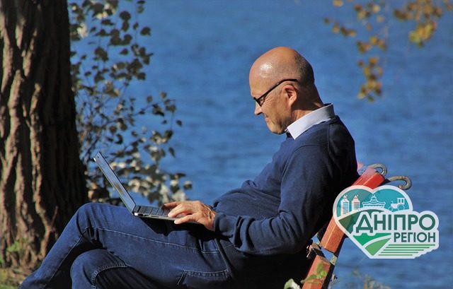 Увага, пенсіонери: ПФУ очікує на важливу інформацію від вас В червні українці отримають доплату до пенсії: кому та скільки нарахують