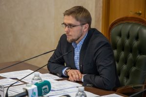 В аеропорту та на залізничному вокзалі Дніпра встановлять тепловізори для перевірки температури пасажирів