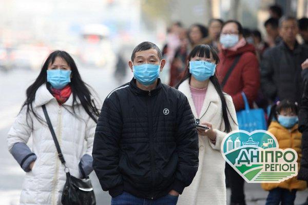 Як можна заразитися коронавірусом: названий точний спосіб