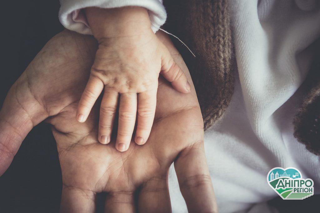 Населення України стрімко скорочується: чим це загрожує країні