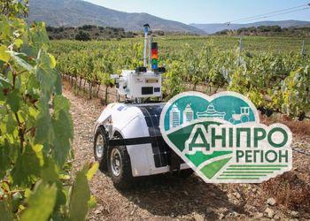 В Україні роботи допомагають фермерам вирощувати смачні ягоди В Україні роботи допомагають фермерам вирощувати смачні ягоди