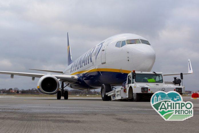 Ryanair припиняє польоти на 2 місяці Ryanair припиняє польоти на 2 місяці