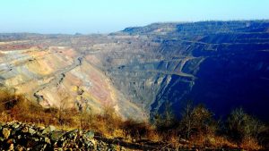 Подорожуємо Україною: марсианські пейзажі Кривбасу