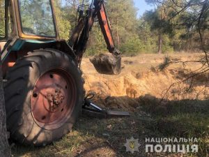 В смт.Обухівка затримали чоловіка за незаконне видобування піску