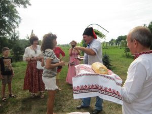 Дніпровські дива: сільський туризм Петриківки (Фото)