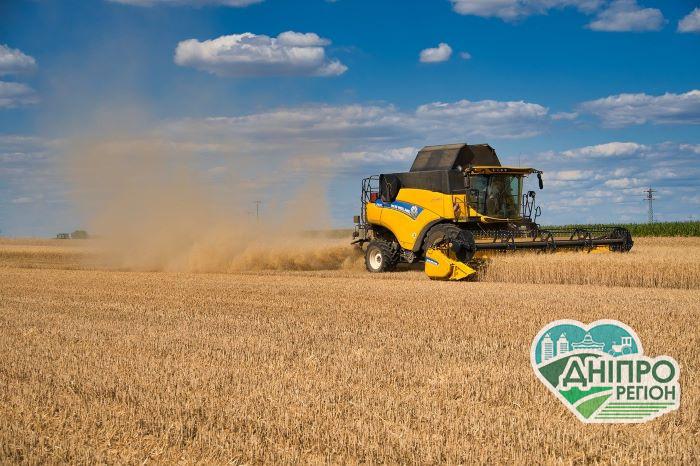 Жнива-2020: Дніпропетровщина у трійці лідерів Жнива-2020: Дніпропетровщина у трійці лідерів