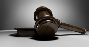 У Дніпрі суд зобов’язав покуратуру провести розслідування щодо порушення закону посадовцем з обласної ради