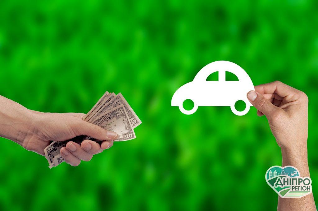 У жовтні мешканці Дніпропетровщини витратили на нові авто 21 млн доларів У жовтні мешканці Дніпропетровщини витратили на нові авто 21 млн доларів