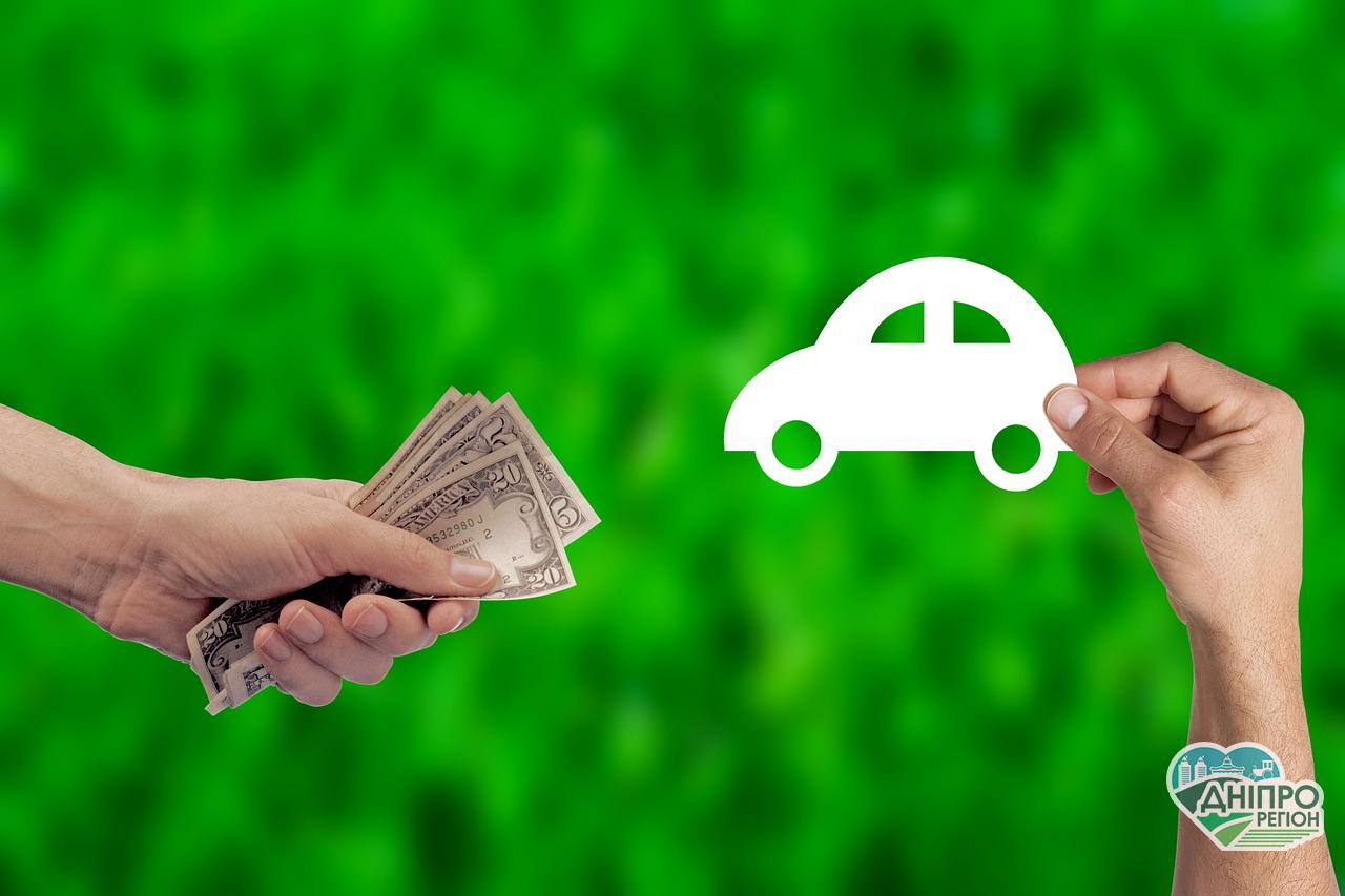 У жовтні мешканці Дніпропетровщини витратили на нові авто 21 млн доларів
