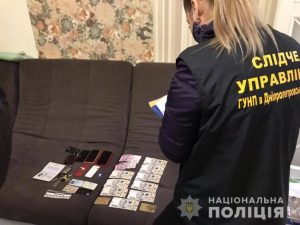 На Дніпропетровщині затримали банду із Нікополя