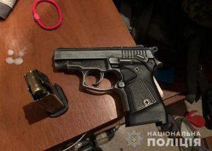 На Дніпропетровщині поліцейські затримали групу, яка нападала на фермерів