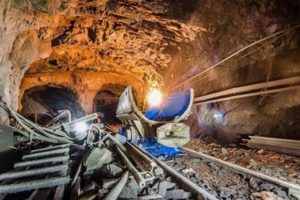 На Дніпропетровщині у Кривому Розі стався обвал на шахті