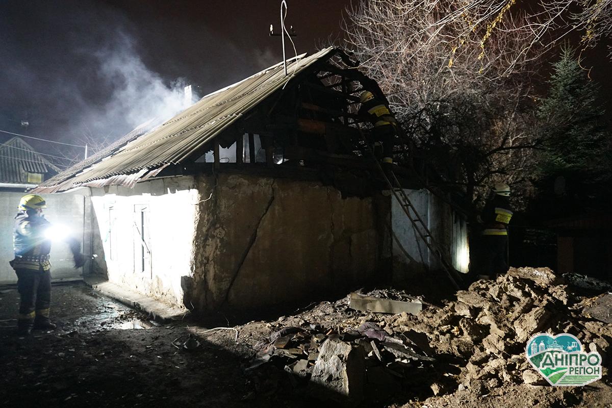 Новини Дніпра. У Дніпрі в Новокодацькому районі на пожежі загинуло три особи