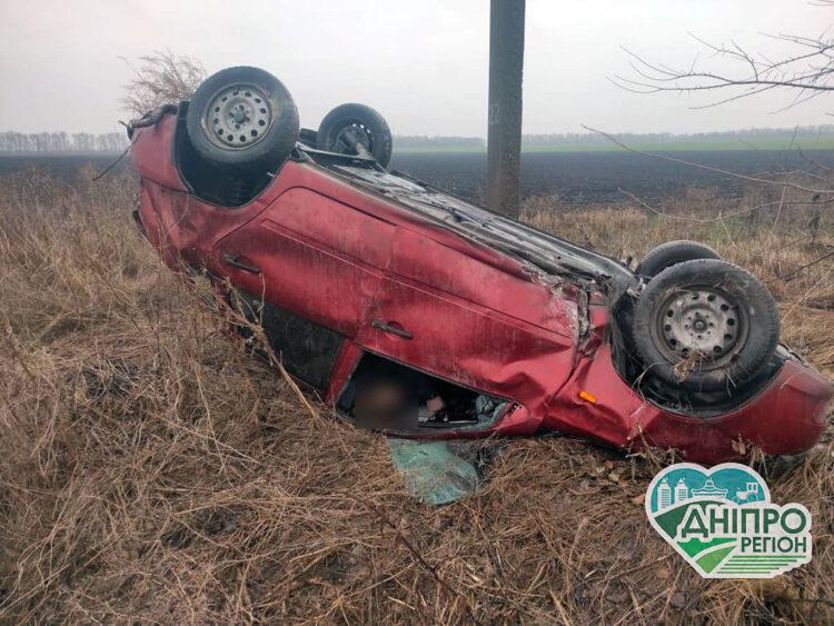 В Палоградському районі, що на Дніпропетровщині сталося смертельне ДТП: тіло загиблого водія з понівеченого авто витягли рятувальники Новини Дніпра. у Павлоградському районі, що на Дніпропетровщині, на автошляху між селом Богданівка та хутором Самарський сталалася дорожньо-транспортна пригода