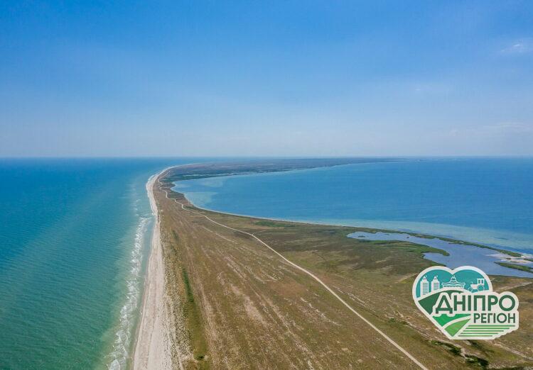 Новини Дніпропетровщини. Острів Бірючий: найпопулярнійший морський курорт України