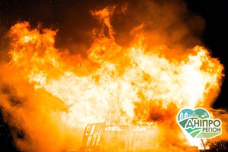 У Дніпрі в садовому товаристві горів дачний будинок Новини Днгіпра. У Дніпрі в садовому товаристві горів дачний будинок