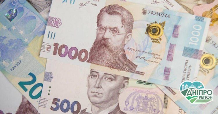 У Дніпрі учасники Другої світової війни отримають матерільні допомогу та святкові продуктові набори