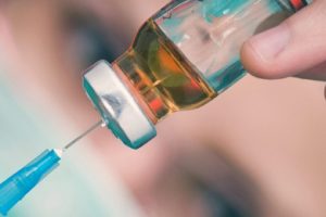 Україна візьме участь у випробуваннях нової вакцини від коронавірусу