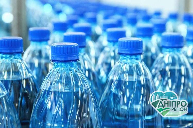 У Дніпрі в аварійному порядку сьогодні масштабне відключення води на цілий день (Адреса) У Дніпрі масштабна аварія на водопроводі: адреси, де не має води