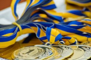 Легкоатлети Дніпропетровщини здобули дев’ять медалей Зимового чемпіонату України