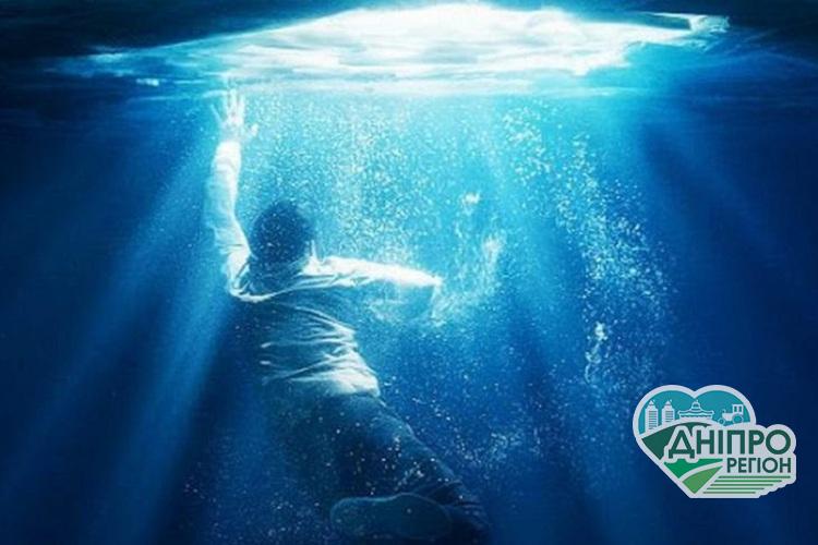 На Дніпропетровщині військовослужбовець врятував дитину На Дніпропетровщині військовослужбовець врятував дитину