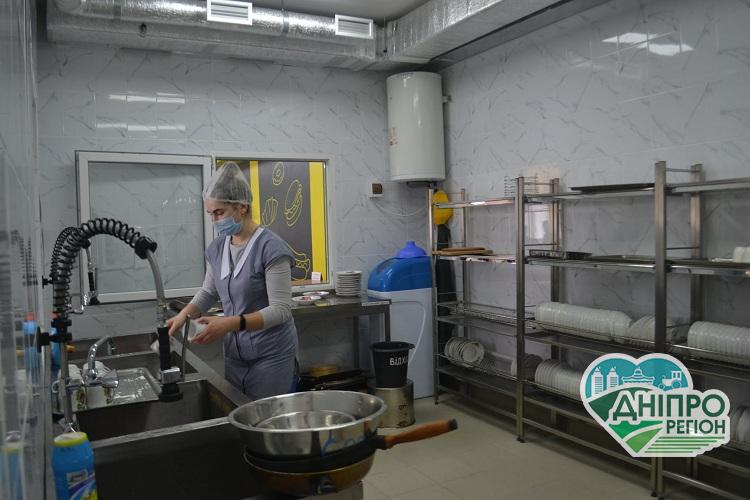 На Дніпропетровщині у Новолатівській СЗШ завершено капітальний ремонт їдальні На Дніпропетровщині у Новолатівській СЗШ завершено капітальний ремонт їдальні