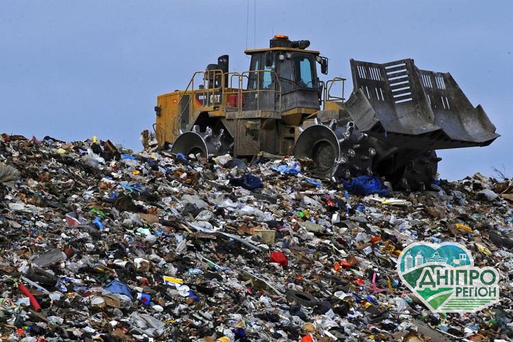 Сміття видно навіть із супутника: Держекоінспекція виявила масштабне захоронення відходів Сміття видно навіть із супутника: Держекоінспекція виявила масштабне захоронення відходів