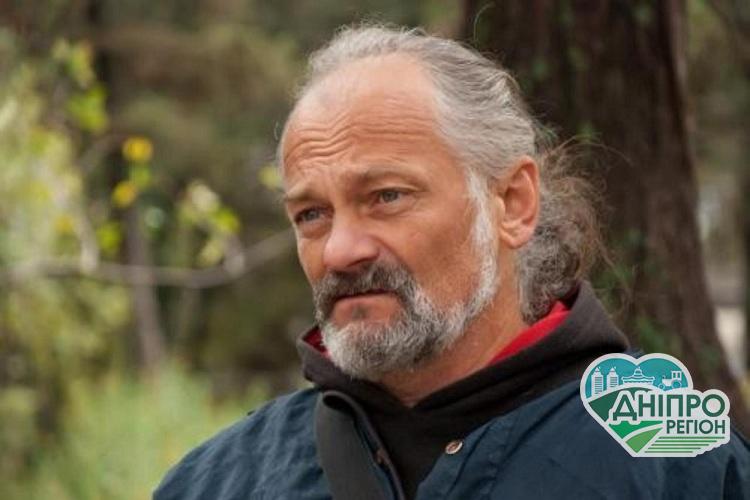 Мандрівник пішки подолав шлях з Дніпра до Києва Мандрівник пішки подолав шлях з Дніпра до Києва