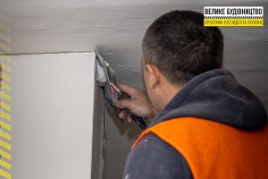 Реконструкція приймального відділення Нікопольської міської лікарні №4 йде повним ходом