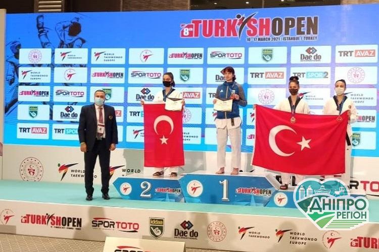 Дніпрянка здобула перемогу на міжнародному турнірі з тхеквондо ВТФ Дніпрянка здобула перемогу на міжнародному турнірі з тхеквондо ВТФ