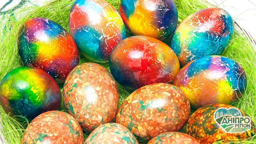 Як правильно вибрати яйця до Великодня