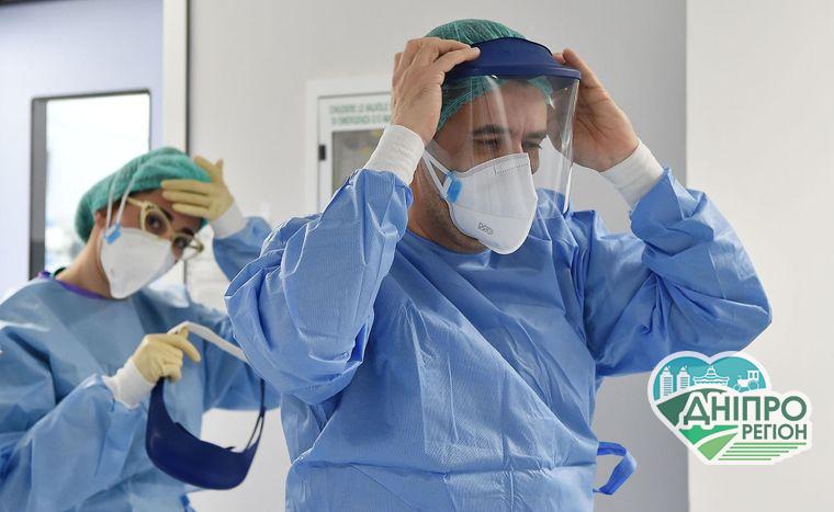 30% відсоткам людей, що перехворіли на COVID-19, ставлять неврологічний або психіатричний діагноз