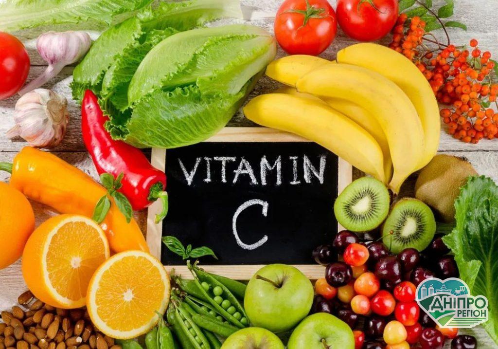 У чому користь та шкода вітаміну C