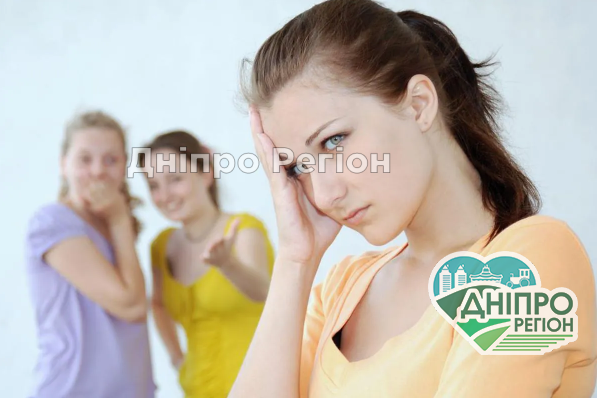 Ці речі пристойна дівчина ніколи не дозволить собі зробити Ці речі пристойна дівчина ніколи не дозволить собі зробити