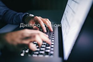 Крадуть мільйони: кіберзлочинці Дніпра та області виходять на світовий рівень
