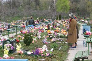 У Дніпрі співробітники ритуальної служби вимагали у людей хабарі (Відео)