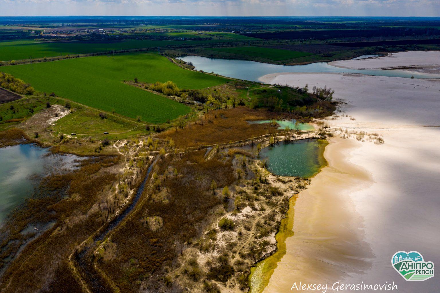 Дніпровські Мальдіви – справжня перлина Дніпропетровщини (ФОТО) Дніпровські Мальдіви - справжня перлина Дніпропетровщини (ФОТО)