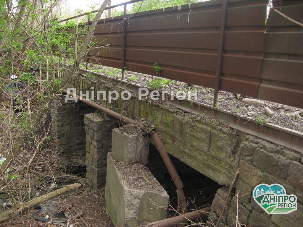 У Дніпрі в селищі, яке заснували німці, й досі зберігся та експлуатується міст (ФОТО)