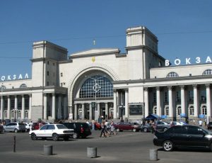 Пасажири задоволені: швидкісний потяг Дніпро-Харків подовжать на місяць
