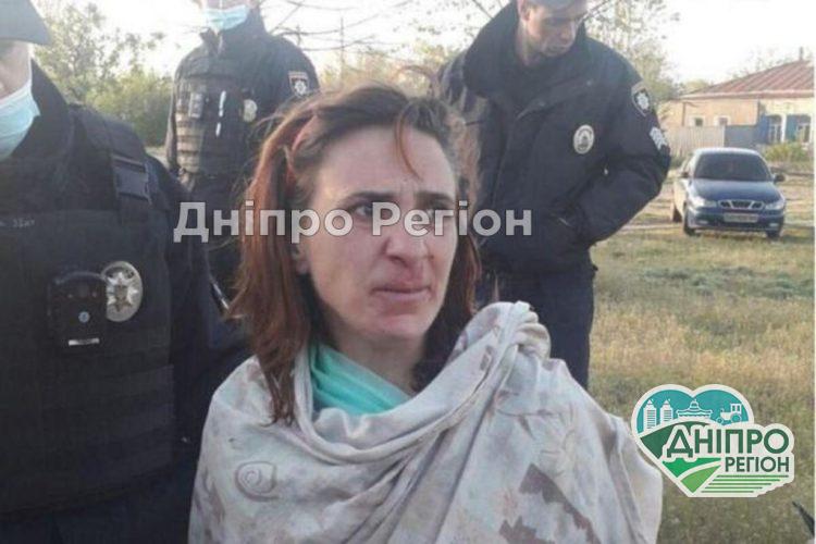 Матір із Харкова, яка відрізала голову власній доньці, зараз живе в Дніпрі Матір із Харкова, яка відрізала голову власній доньці, зараз живе в Дніпрі