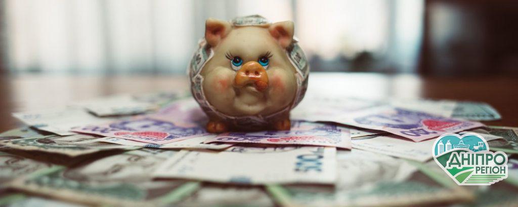 “Карантинні” 8 тисяч: чому допомогу отримав лише кожен третій "Карантинні" 8 тисяч: чому допомогу отримав лише кожен третій