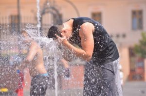 Неймовірна спека в 30 градусів: у Дніпрі та області скоро припече