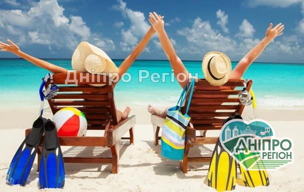 Вихідні у червні: скільки днів українці відпочиватимуть Вихідні у червні: скільки днів українці відпочиватимуть