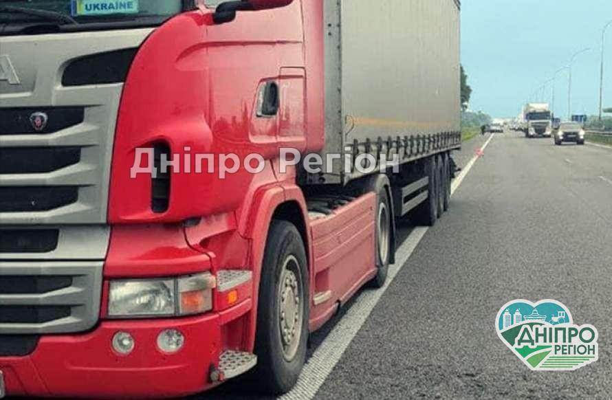 У Дніпрі та області обмеження руху транспорту: які автомобілі в зоні уваги У Дніпрі та області обмеження руху транспорту: які автомобілі в зоні уваги