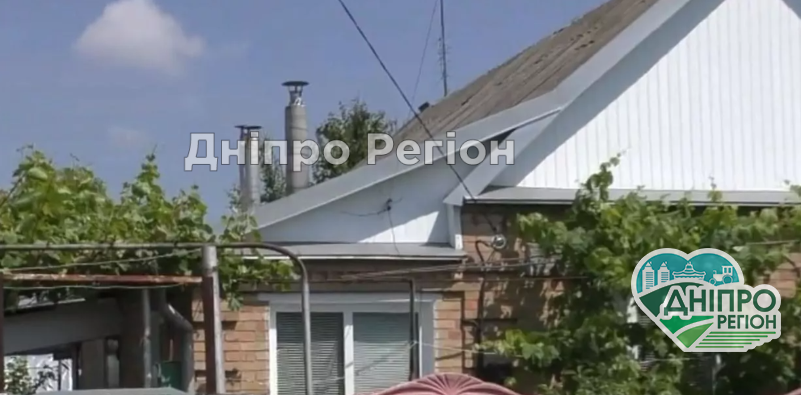 У Нікополі можуть піти під землю 300 будинків: вода постійно стоїть у підвалах та житлових приміщеннях (відео) У Нікополі можуть піти під землю 300 будинків: вода постійно стоїть у підвалах та жилих приміщеннях (відео)