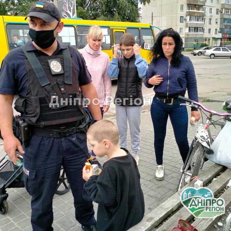 На Дніпропетровщині загубився маленький хлопчик, він голодний и замерз (ФОТО)