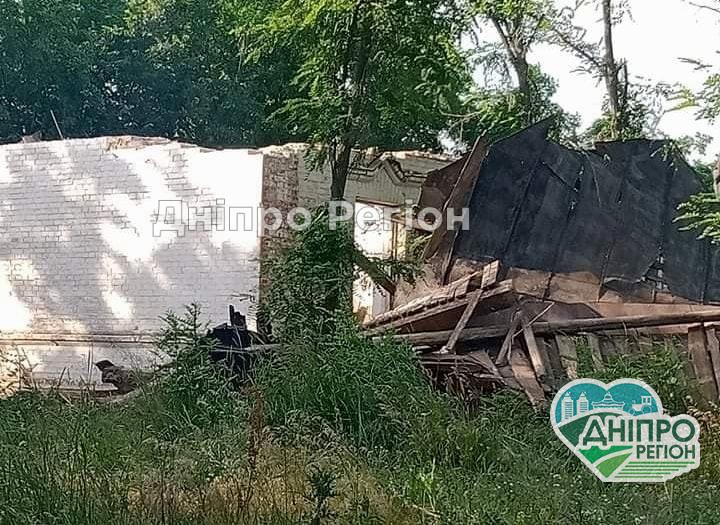 На Дніпропетровщині варварськи руйнують сільську школу Новомосковщини (ФОТО) На Дніпропетровщині варварськи руйнують сільську школу Новомосковщини (ФОТО)