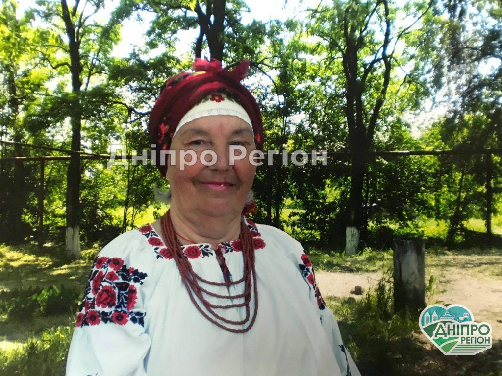 У Підгородному шанованій жінці присвоїли почесне звання громадянки міста (ФОТО)