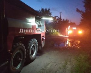 Рятувальники не змогли допомогти: під Дніпром у власному будинку під час пожежі загинув чоловік (ФОТО)